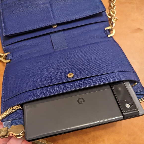 Dagne Dover - Original Essentials Clutch Wallet with 2 straps. - Picture 7 of 16